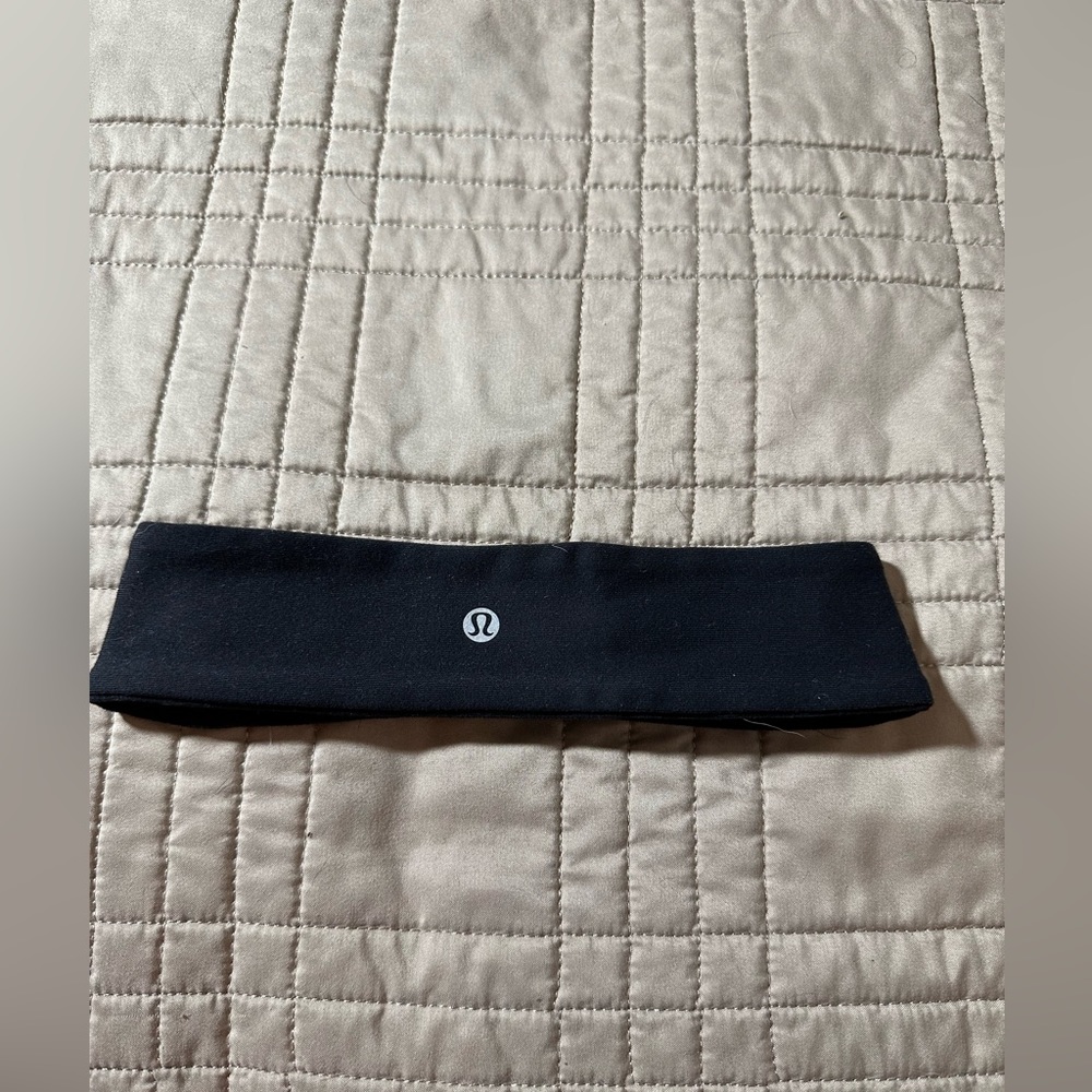 Lululemon Black Elastic Headband